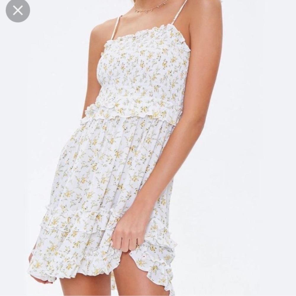 Forever 21 White Woven Dress with Yellow Flowers Size Small New With Tags